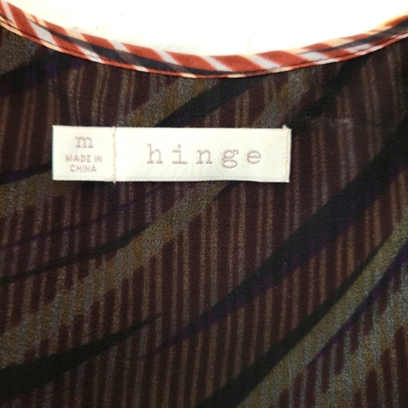 Hinge Women's Medium 100% Silk Sleeveless Blouse with Colorful Stripe Pattern - Picture 2 of 10